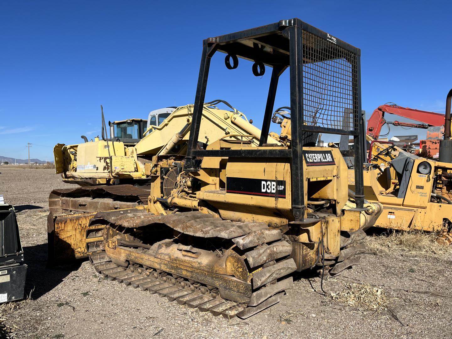 CATERPILLAR D3B LGP